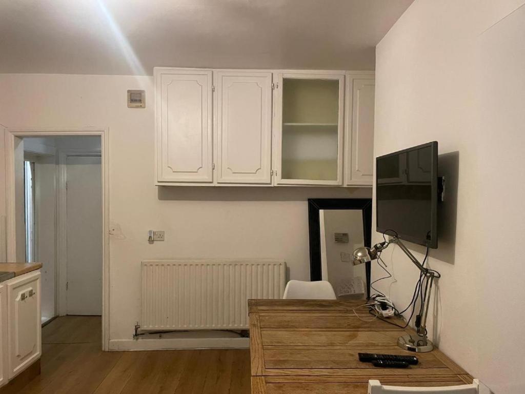 Guest House Balham, South London Spacious, Lambert, 6 Rooms Available 외부 사진