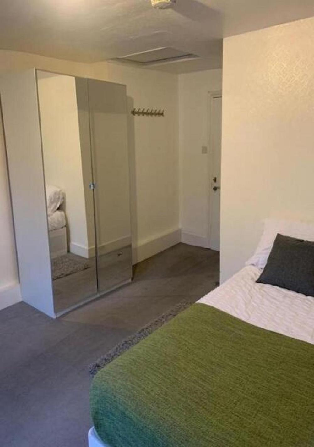 Guest House Balham, South London Spacious, Lambert, 6 Rooms Available 객실 사진